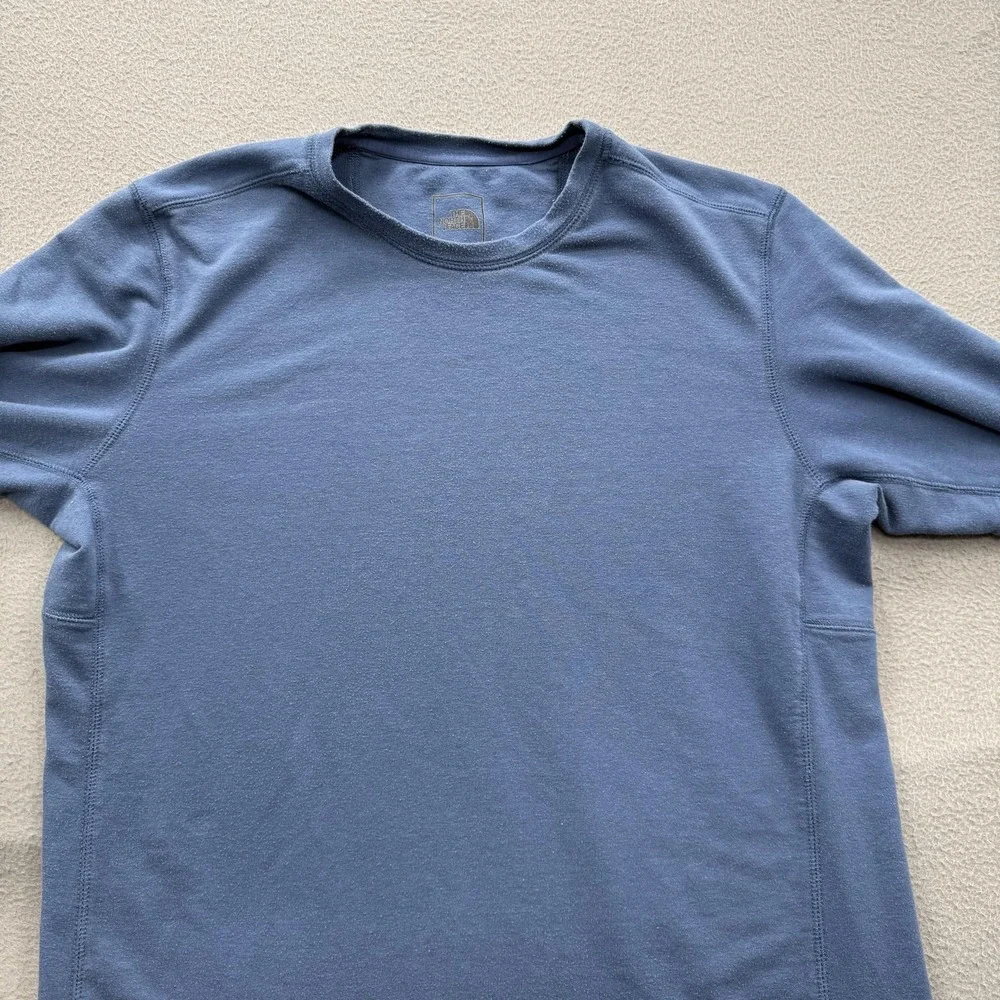 The North Face Shirt Mens Large Blue Long Sleeve Crewneck Tagless Jersey Tee‎